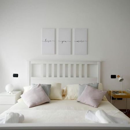 Peaceful Hideaway Apartment Рим Екстериор снимка