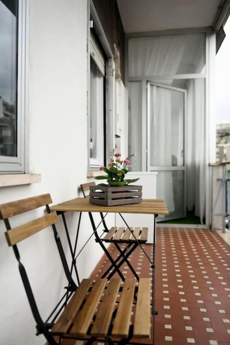 Peaceful Hideaway Apartment Рим Екстериор снимка