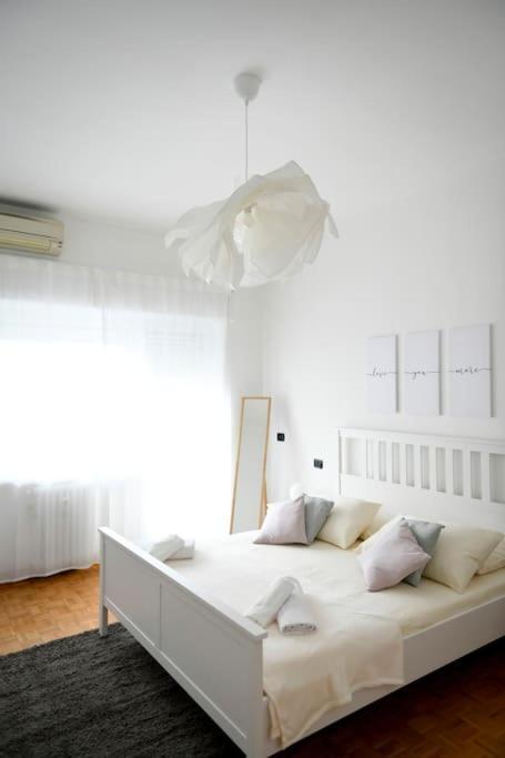 Peaceful Hideaway Apartment Рим Екстериор снимка
