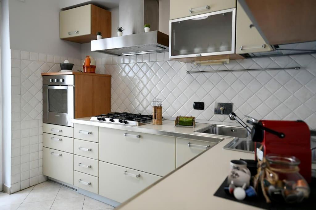 Peaceful Hideaway Apartment Рим Екстериор снимка